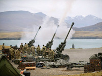 [ẢNH] Sức mạnh đáng sợ của lựu pháo nhảy dù M119 Mỹ