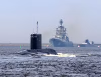 Những hình ảnh ấn tượng về lực lượng tàu ngầm Nga - 