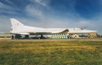 [ẢNH] Ngạc nhiên trước sức mạnh phi đội máy bay ném bom Tu-22M3 của Ukraine