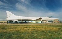 [ẢNH] Ngạc nhiên trước sức mạnh phi đội máy bay ném bom Tu-22M3 của Ukraine