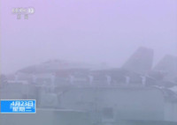 [ẢNH] Lễ duyệt binh cực lớn của hải quân Trung Quốc bất ngờ bị ảnh hưởng bởi sương mù