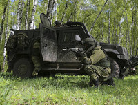 [ẢNH] Xe bọc thép Nga chuẩn NATO bị trúng mìn của quân đội Syria
