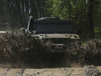 [ẢNH] Xe bọc thép Nga chuẩn NATO bị trúng mìn của quân đội Syria