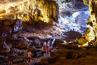 2 ngày 1 đêm trên du thuyền 5 sao giữa biển trời Hạ Long