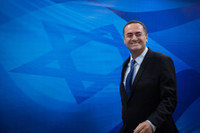 [ẢNH] Israel sẵn sàng tấn công S-300 Nga chuyển cho Syria, Trung Đông 'căng như dây đàn'