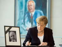 [ẢNH] Cận cảnh cuộc sống đời thường của Thủ tướng Đức Merkel