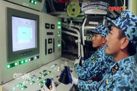 [ẢNH] Khám phá bên trong tàu ngầm Kilo 636 của Việt Nam, biệt danh 