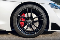 [ẢNH] Huyền thoại Toyota GR Supra có bản đặc biệt giới hạn vận tốc 250km/h