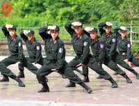 Cảnh sát cơ động Hà Nội rèn luyện kỹ năng tác chiến