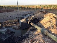 [ẢNH] Tên lửa Nga ‘thổi’ tung tháp của pháo tự hành Thổ Nhĩ Kỳ tại Syria