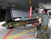 [ẢNH] Sức mạnh đáng gờm loại bom Mỹ mà Hàn Quốc dùng để đối phó Triều Tiên