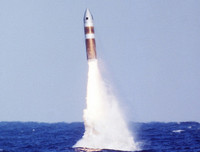 [ẢNH] Uy lực tên lửa hạt nhân phóng từ tàu ngầm B-05 của Ấn Độ