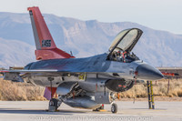 [ẢNH] Mỹ ‘biến’ chiến đấu cơ F-16 thành... bia tập bắn