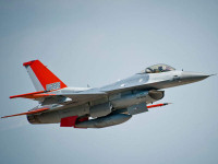 [ẢNH] Mỹ ‘biến’ chiến đấu cơ F-16 thành... bia tập bắn