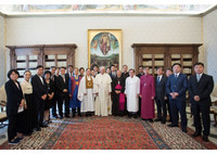 [ẢNH] 'Hội Thánh Đức Chúa Trời' khiến người ta u mê, đập bỏ bàn thờ tổ tiên bắt nguồn từ đâu?