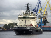 Tàu phá băng trang bị tên lửa hành trình Kalibr gia nhập hải quân Nga