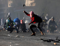 Biểu tình nổ ra khắp nơi để phản đối quyết định của Mỹ về Jerusalem