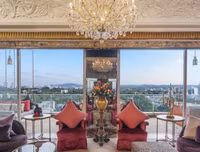 [ẢNH] Cận cảnh bên trong khách sạn St Regis, nơi lưu trú của ông Kim Jong-un