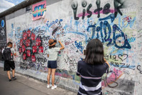 [ẢNH] Bức tường Berlin – Nhân chứng lịch sử chia cắt Đông Tây