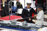 Siêu tàu sân bay của Anh vừa vào biên chế, cán cân quân sự Châu Âu sẽ thay đổi?