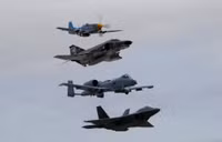 [ẢNH] F-22 Mỹ cảnh báo F-4 Iran: 