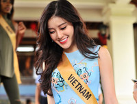 Huyền My và các thí sinh Miss Grand International 2017 hào hứng khám phá động Thiên Đường