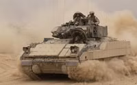 [ẢNH] Mỹ tung vào Syria hàng loạt xe chiến đấu bộ binh M2 Bradley - 