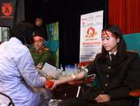 Gần 1000 cán bộ chiến sĩ Công an TP Hà Nội hiến máu tình nguyện