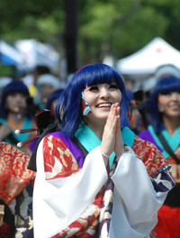 [Ảnh] Bất ngờ với tiêu chí sắc đẹp đối lập nhau ở phụ nữ các nước