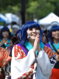 [Ảnh] Bất ngờ với tiêu chí sắc đẹp đối lập nhau ở phụ nữ các nước