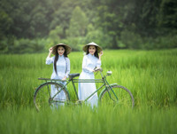 [Ảnh] Bất ngờ với tiêu chí sắc đẹp đối lập nhau ở phụ nữ các nước