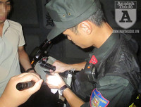 [ẢNH] Sát cánh cùng Cảnh sát 141 Hà Nội trong đêm chống đua xe