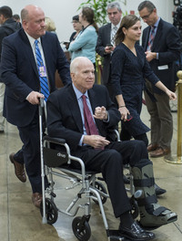 Cuộc đời Thượng nghị sĩ Mỹ John McCain - từ sỹ quan hải quân đến ứng viên Tổng thống