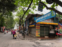 [Ảnh] Hàng quán tại Hà Nội trước yêu cầu tạm dừng kinh doanh