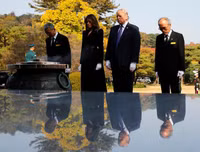 Sương mù dày đặc khiến chuyến thăm DMZ của Tổng thống Mỹ bất thành