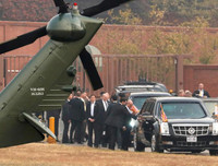 Sương mù dày đặc khiến chuyến thăm DMZ của Tổng thống Mỹ bất thành