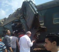 Hai tàu hỏa đâm nhau tại Ai Cập, 25 người thương vong