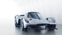 [ẢNH] Aston Martin Valkyrie, vẻ đẹp từ những đường cong
