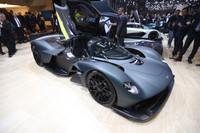 [ẢNH] Aston Martin Valkyrie, vẻ đẹp từ những đường cong