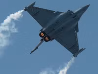 [ẢNH] Chiến thần Rafale Pháp không chỉ lấn át Su-35 mà còn gián tiếp cứa vào vị thế của Nga