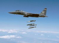 [ẢNH] Mỹ không kích với vũ khí siêu chính xác để trả đũa Iran