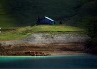 [ẢNH] Không riêng gì Việt Nam, các nước châu Âu cũng khô quắt với nắng nóng hè này