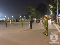 [ẢNH] Toàn cảnh xúc động đón mừng những người hùng của bóng đá Việt Nam