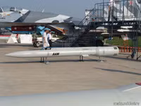 [ẢNH] Tên lửa siêu xa Nga diệt chiến đấu cơ đối phương trước cả khi radar của chúng kịp phát hiện