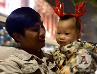 [Ảnh] Hàng vạn người đổ ra đường mừng Giáng sinh an lành