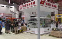 [ẢNH] Chiêm ngưỡng súng phóng lựu kẹp nòng độc đáo Việt Nam tự chế tạo