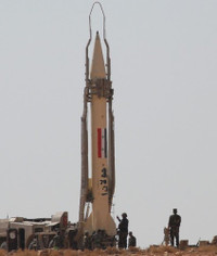 [ẢNH] Tên lửa Elbrus Liên Xô đánh bại hệ thống phòng thủ tối tân nhất của Mỹ