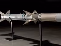 [ẢNH] Đông Bắc Á lại nóng khi Mỹ quyết định bán 120 sát thủ đối không AIM-120 cho Hàn Quốc?