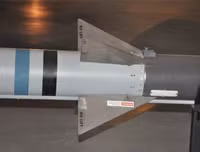 [ẢNH] Đông Bắc Á lại nóng khi Mỹ quyết định bán 120 sát thủ đối không AIM-120 cho Hàn Quốc?