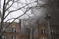 Cháy chung cư ở New York